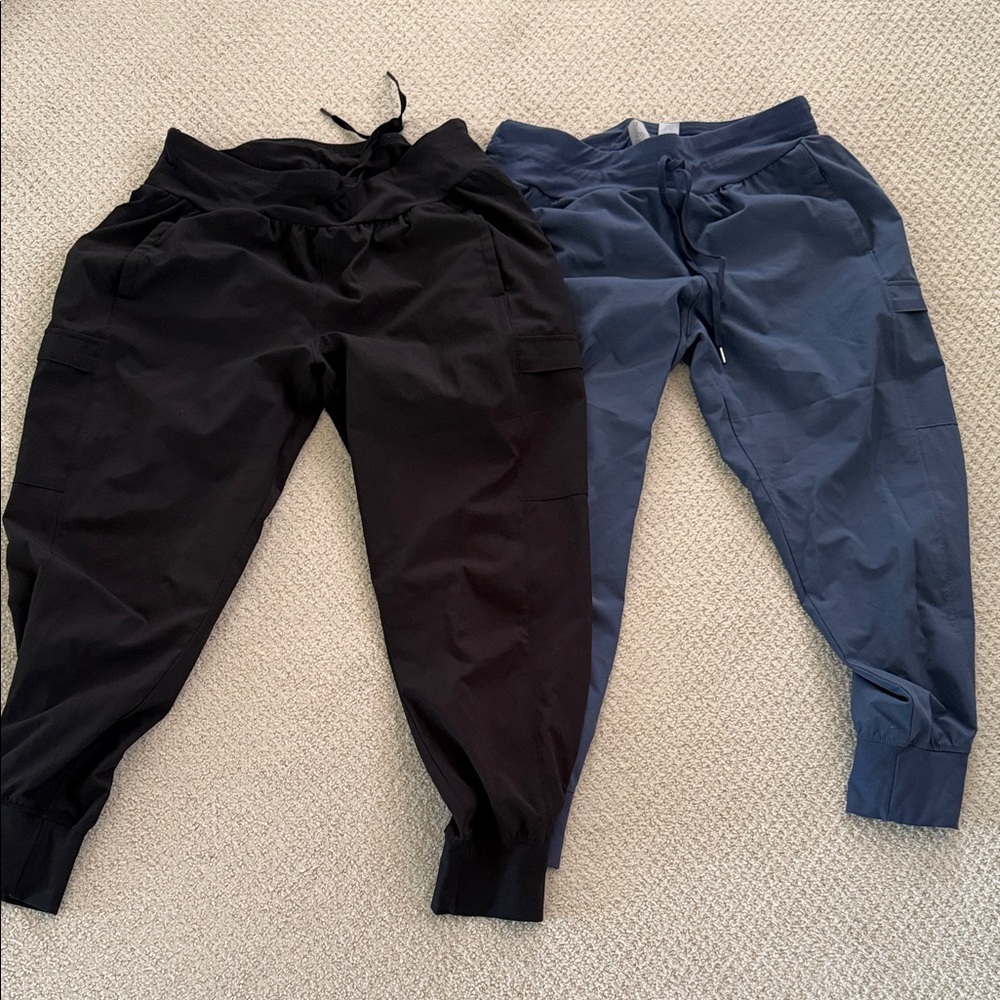 Calia by Carrie Undereood Jogger pants
